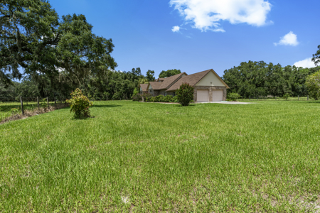 Beautiful 3 Bedroom Home For Sale in Chiefland, FL - image 49