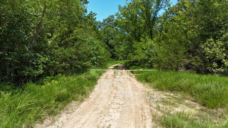 Hunting and Recreational Property near Wilburton, OK - image 2