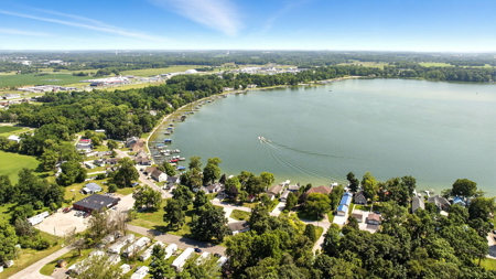 Lakefront Home For Sale in NE Indiana - image 34