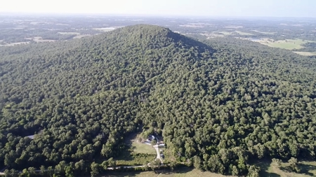 Remodeled Country Home Near Green Forest Arkansas - image 42