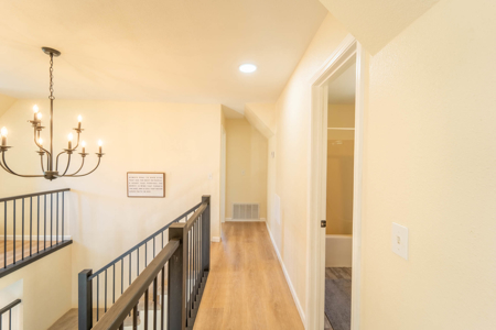 Remodeled Country Home Near Green Forest Arkansas - image 18