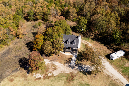 Remodeled Country Home Near Green Forest Arkansas - image 29
