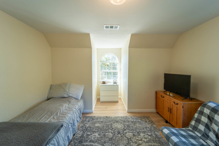 Remodeled Country Home Near Green Forest Arkansas - image 12