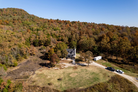 Remodeled Country Home Near Green Forest Arkansas - image 31
