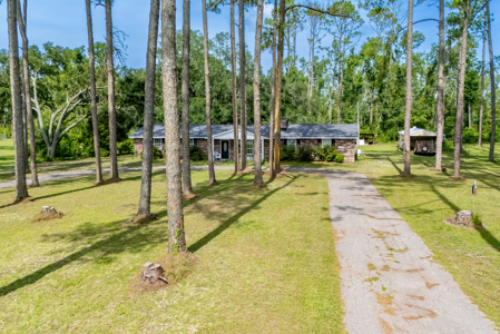 Cozy Country Home for Sale in Live Oak, Florida - image 1