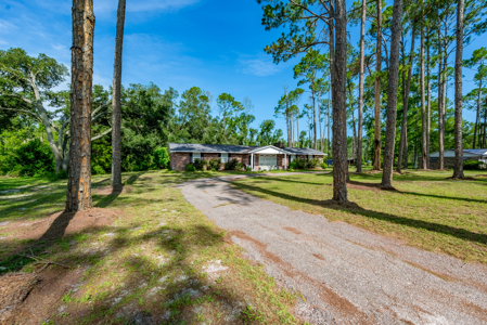 Cozy Country Home for Sale in Live Oak, Florida - image 3