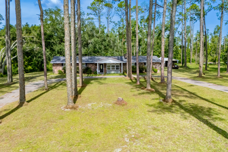 Cozy Country Home for Sale in Live Oak, Florida - image 2