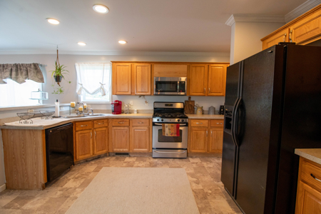 Country Home W/ Acreage For Sale in Upstate NY - image 7