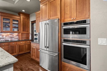 Stunning Country Home Property on 5 Acres in Colfax, Washington! - image 14