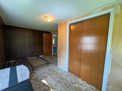 Spacious Intown Split Level Home - image 24