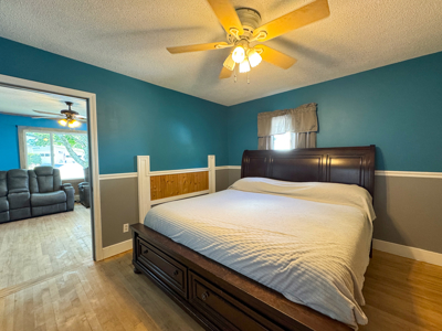 Spacious Intown Split Level Home - image 11