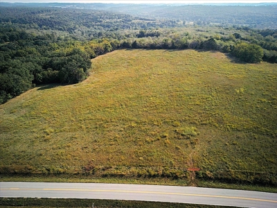 Missouri Ozarks Cattle Ranch with Hay Ground - image 1
