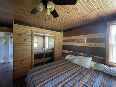 Sardis Lake property: Lake House with outbuildings - image 31