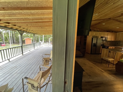 Sardis Lake property: Lake House with outbuildings - image 20