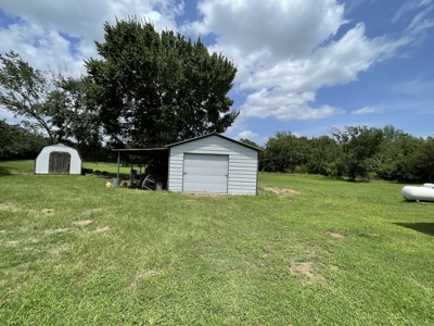 Sardis Lake property: Lake House with outbuildings - image 12