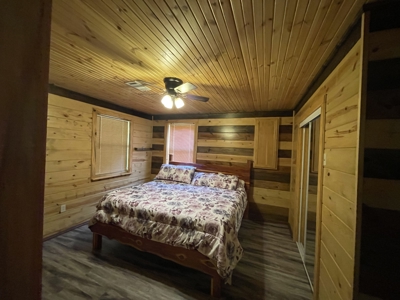 Sardis Lake property: Lake House with outbuildings - image 32