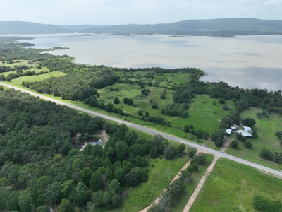 Sardis Lake property: Lake House with outbuildings - image 3