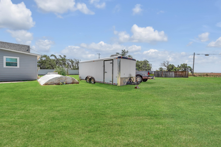 Home For Sale In Carter, Oklahoma - image 4