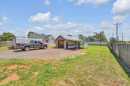 Home For Sale In Carter, Oklahoma - image 33