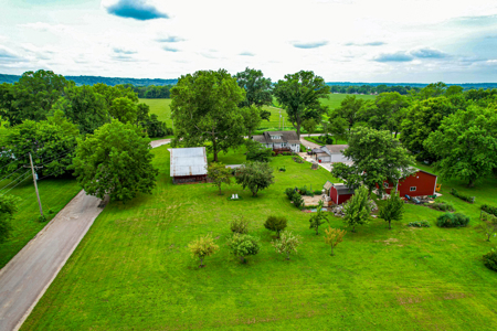 Charming Country Home on Nearly 3 Acres - image 15