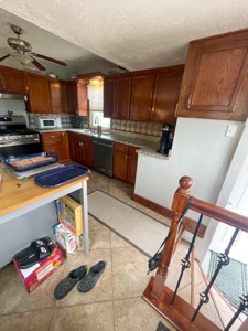 Charming Country Home on Nearly 3 Acres - image 39