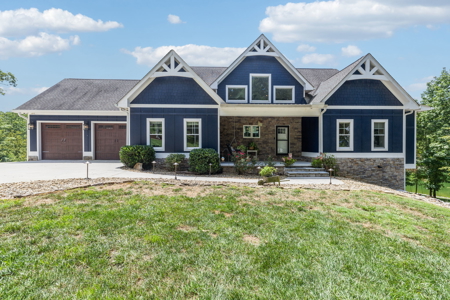 Stunning Lakefront Retreat on Watts Bar Lake in Ten Mile, TN - image 5