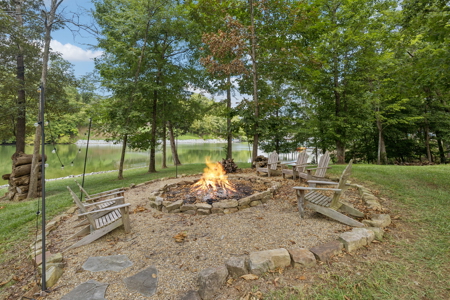 Stunning Lakefront Retreat on Watts Bar Lake in Ten Mile, TN - image 44