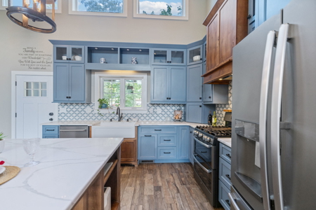Stunning Lakefront Retreat on Watts Bar Lake in Ten Mile, TN - image 10