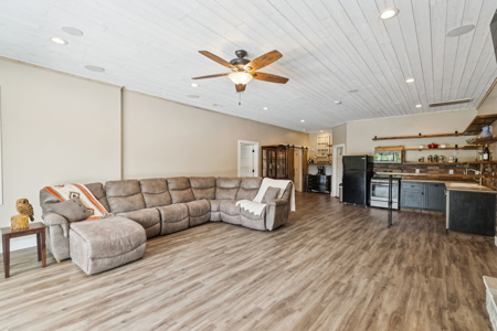 Stunning Lakefront Retreat on Watts Bar Lake in Ten Mile, TN - image 27