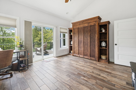 Stunning Lakefront Retreat on Watts Bar Lake in Ten Mile, TN - image 21