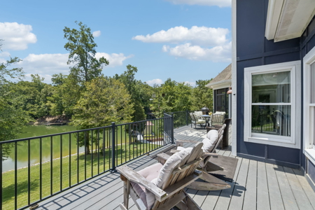 Stunning Lakefront Retreat on Watts Bar Lake in Ten Mile, TN - image 40