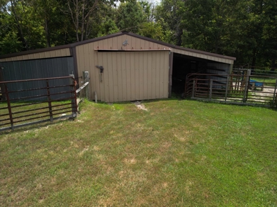 Stunning Farm Located Right off of US Hwy 63 near West Plains, MO - image 40