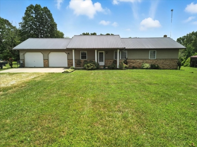 Stunning Farm Located Right off of US Hwy 63 near West Plains, MO - image 1