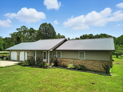 Stunning Farm Located Right off of US Hwy 63 near West Plains, MO - image 3