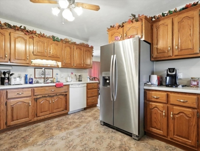 Stunning Farm Located Right off of US Hwy 63 near West Plains, MO - image 24