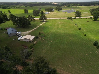 Stunning Farm Located Right off of US Hwy 63 near West Plains, MO - image 32