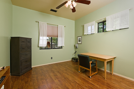 Chef's Kitchen 3 Bedroom Home in Beautiful Prescott Lakes - image 12