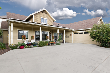 Chef's Kitchen 3 Bedroom Home in Beautiful Prescott Lakes - image 1