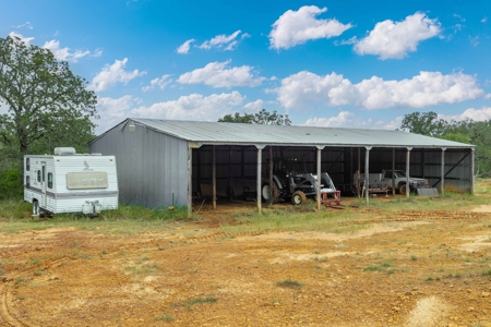 Hunting and Cattle Ranch in San Saba County, Texas - image 33