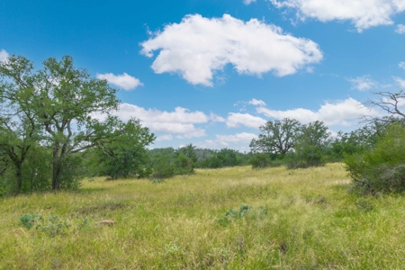 Hunting and Cattle Ranch in San Saba County, Texas - image 35