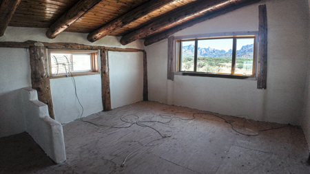 Custom Estate In Dragoon Mtn Ranch, St. David, AZ - image 1