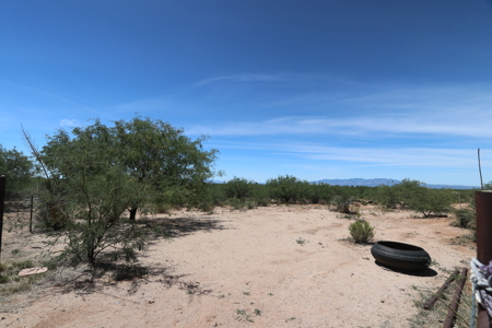 Custom Estate In Dragoon Mtn Ranch, St. David, AZ - image 49