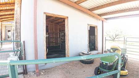 Custom Estate In Dragoon Mtn Ranch, St. David, AZ - image 28