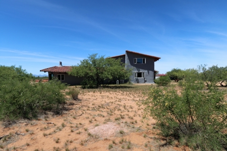 Custom Estate In Dragoon Mtn Ranch, St. David, AZ - image 10