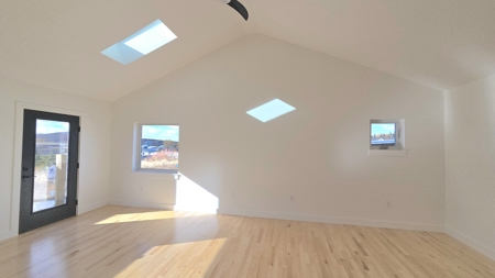 Small Home for sale in town Moscow, Id. - image 11