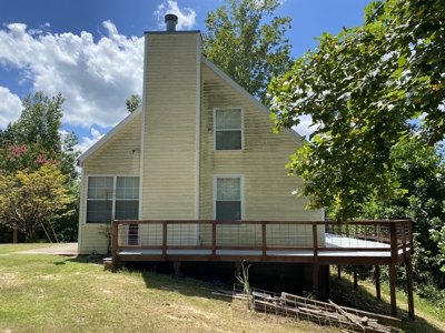 Seasonal River View Home In Town For Sale In Tn - image 23