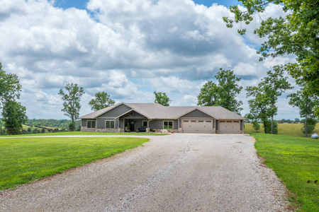 Southern Missouri Ranch For Sale - image 4