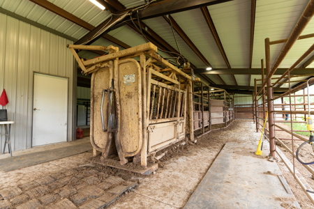 Southern Missouri Ranch For Sale - image 29