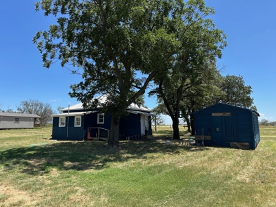 Updated Home with Cabin, Barn & RV Sites on 2+ Ac – Bangs TX - image 13