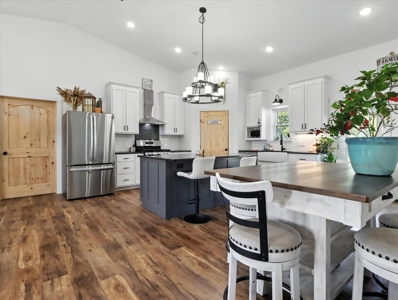 Modern Barndominium on 5 Acres - Close to Town, Full of Charm! - image 6